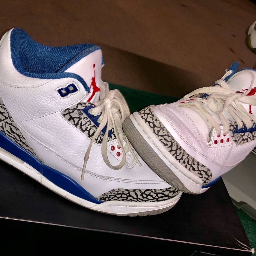 Jordan true blue
